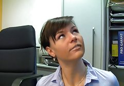 دانش آموز داغ نوجوان می شود گربه او کانال ویدیو های سکسی پر از تقدیر!