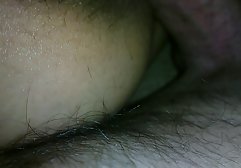 هویتی هدیه در لباس نشان می دهد الاغ منحنی او کانال تلگرام گیف های سکسی