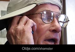 بیسکس مرد کانال تلگرام فیلم های پورن در حالی که خانم معشوقه ساعت است